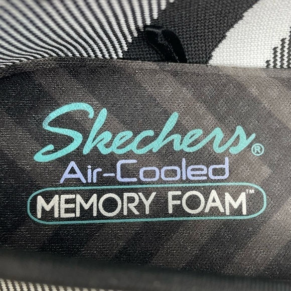 Skechers Women’s Cleo Knit Flats - Picture 6 of 9